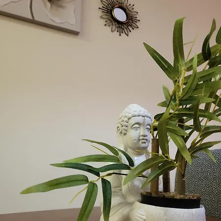 Apartament Bajo De Esencia Relajante Con Piscina Privada Y Patio! *