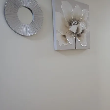 Bajo De Esencia Relajante Con Piscina Privada Y Patio! Apartment Vera