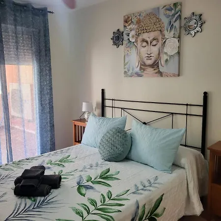 Bajo De Esencia Relajante Con Piscina Privada Y Patio! *
