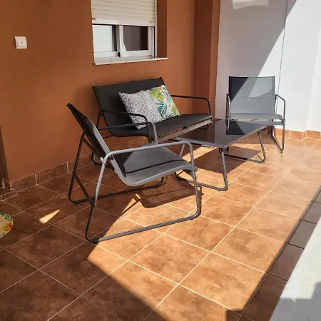 Apartment Bajo De Esencia Relajante Con Piscina Privada Y Patio!