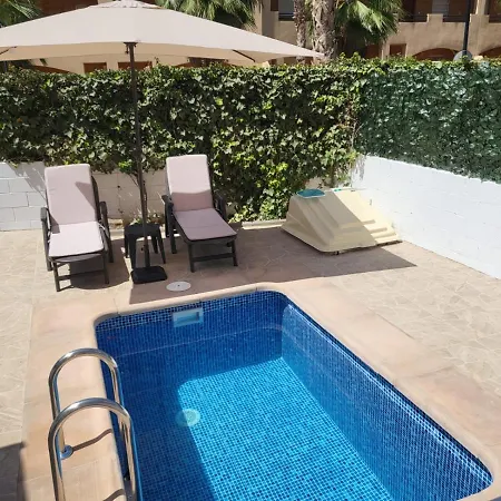 Bajo De Esencia Relajante Con Piscina Privada Y Patio! Apartment *